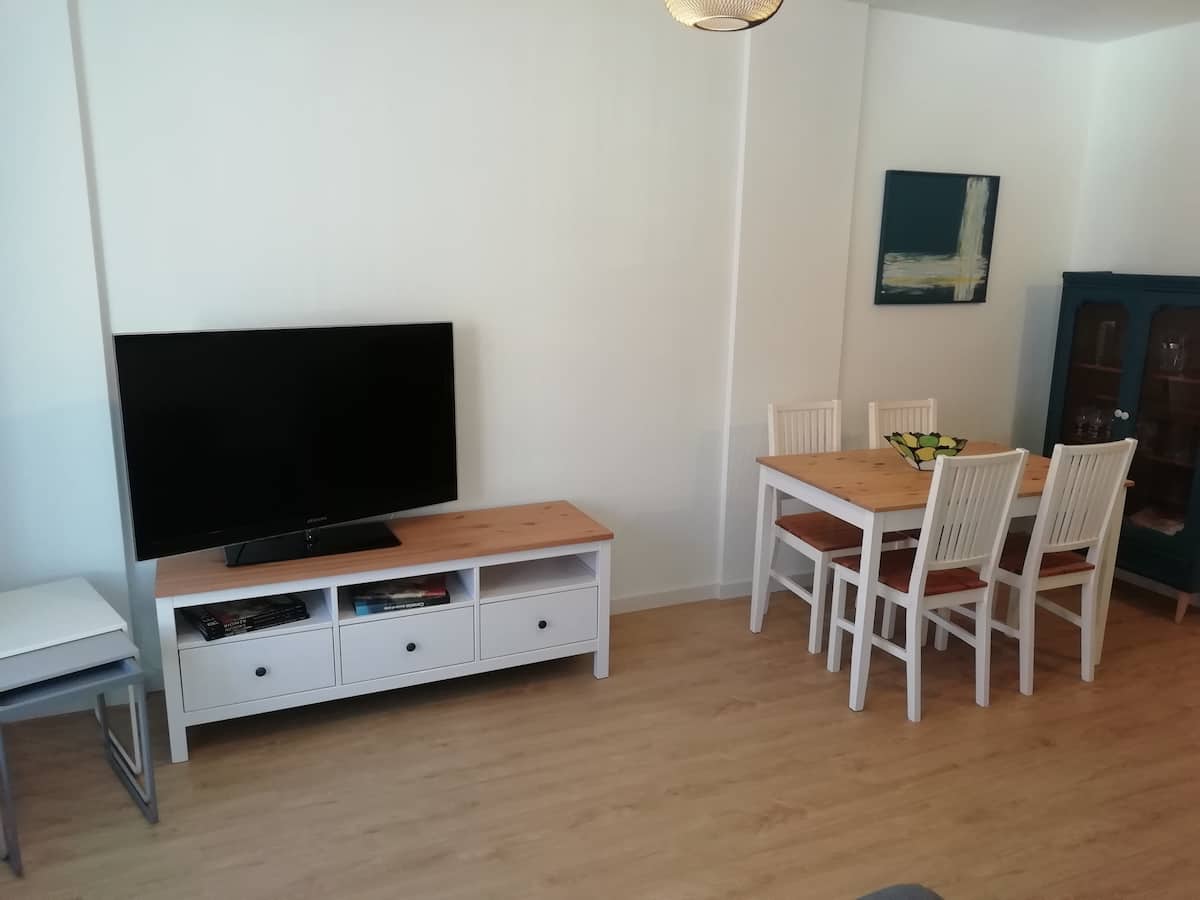 0ea00fcd-9868-4b6f-94cb-66a19b844aba