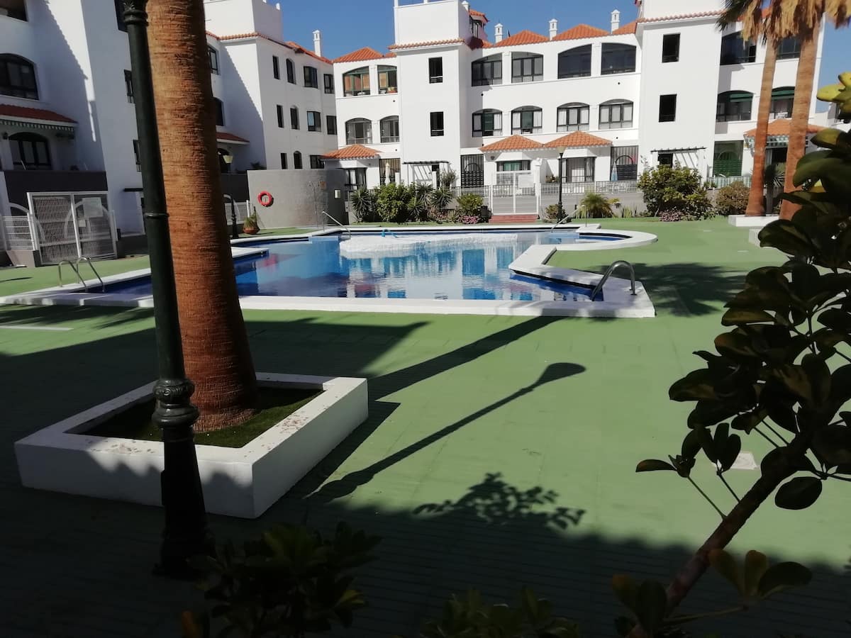 58bbbb46-dcf8-419e-b772-46848c325599